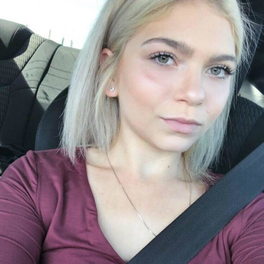 Meet your Posher, Angie